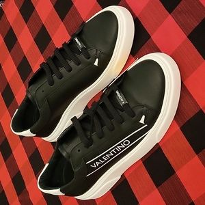 Valentino By Mario Valentino Loki Leather Sneaker, Black